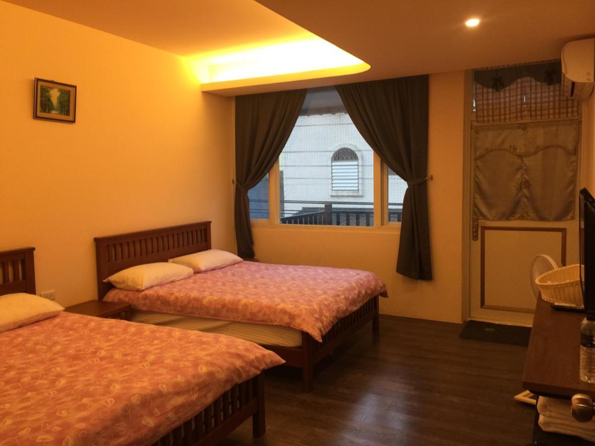 Golden Flower Homestay Юли Екстериор снимка
