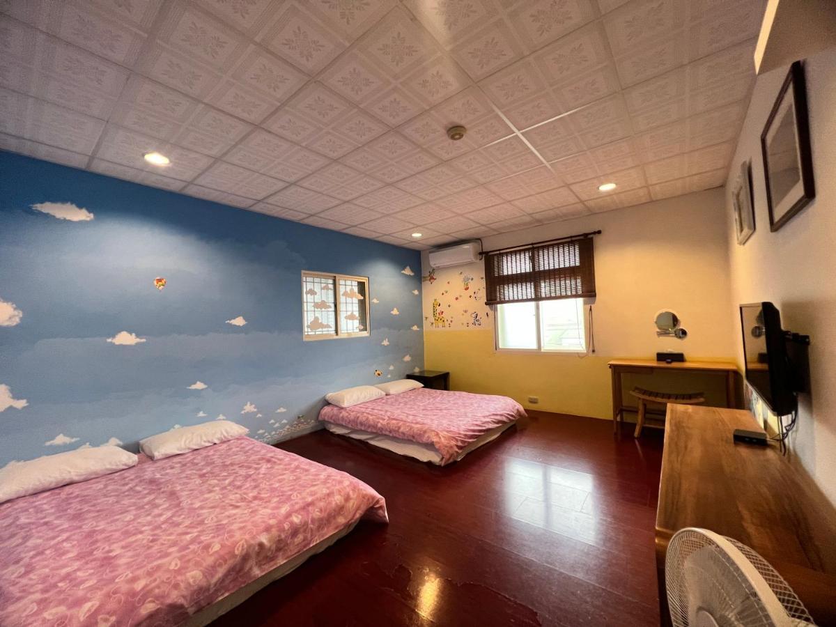 Golden Flower Homestay Юли Екстериор снимка