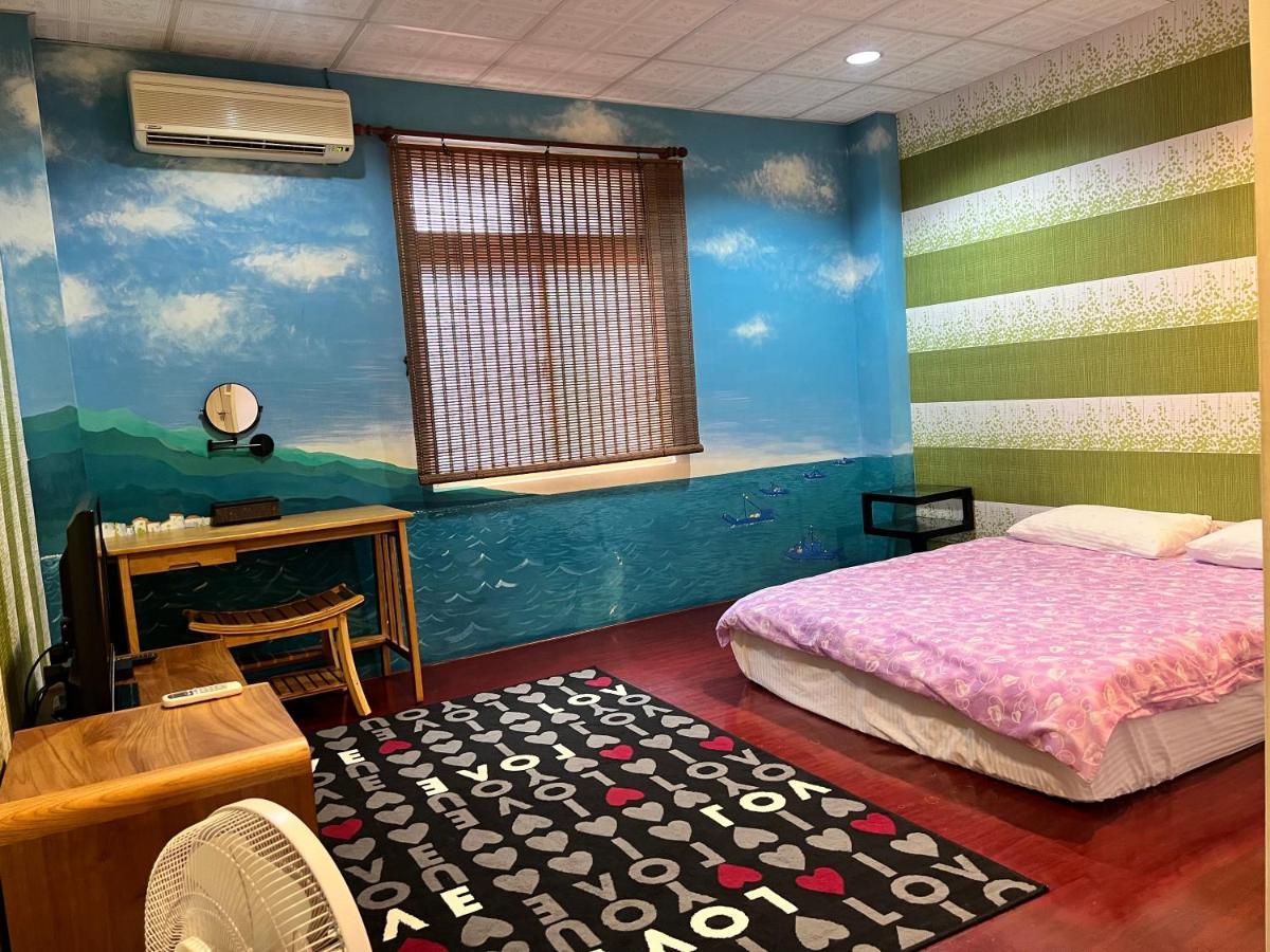 Golden Flower Homestay Юли Екстериор снимка