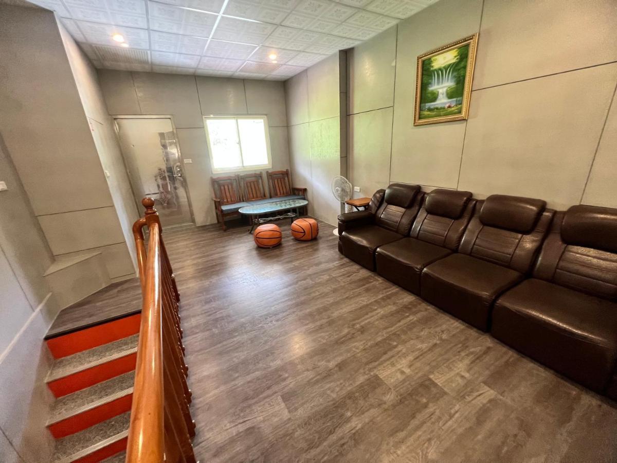 Golden Flower Homestay Юли Екстериор снимка