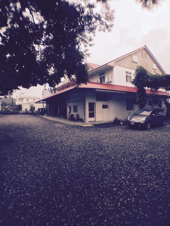 Golden Flower Homestay Юли Екстериор снимка